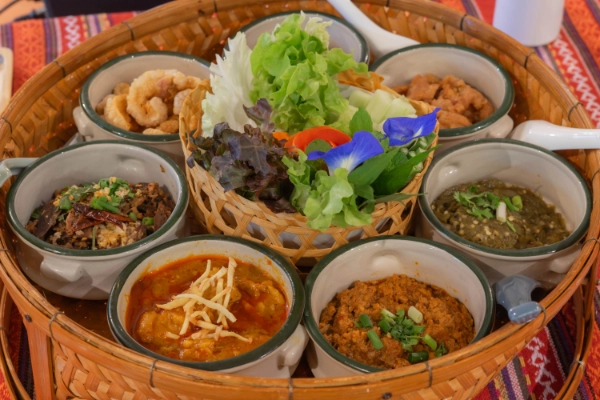 Kanthok Dinner Chiang Mai